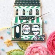 美國 Flamingo Toes | 磁力安針貼 Needle Minder | Bakery Main Street