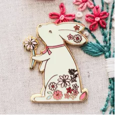 美國 Flamingo Toes | 磁力安針貼 Needle Minder | Floral Bunny